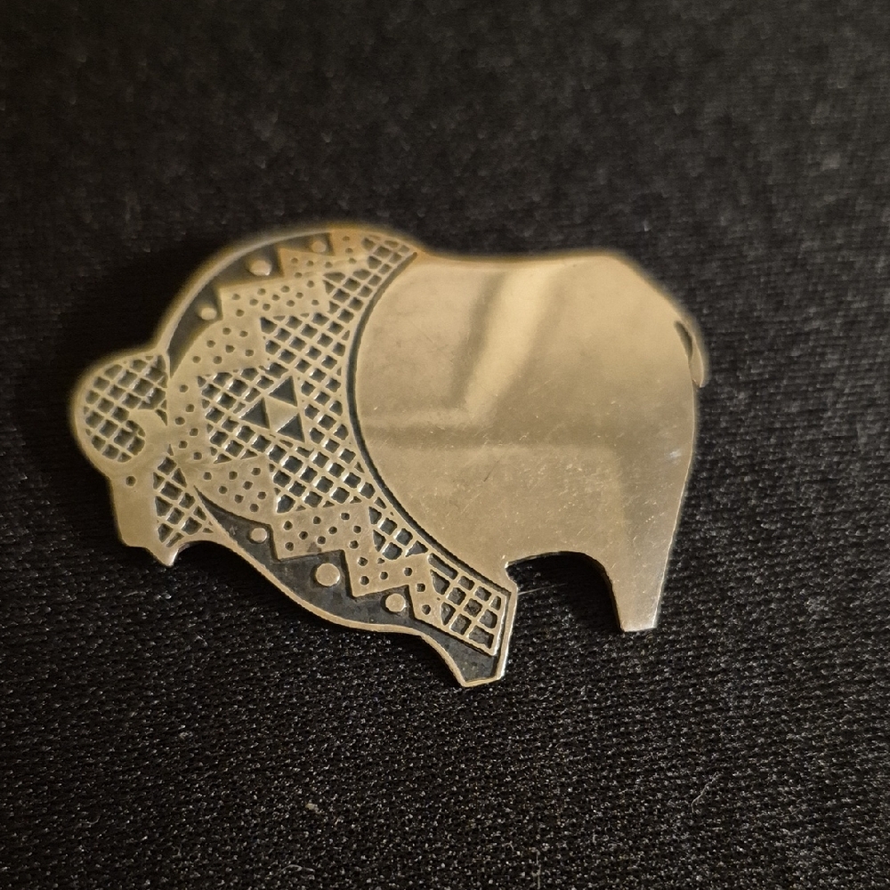 TRIBES Buffalo Brooch - 925 Sterling Silver